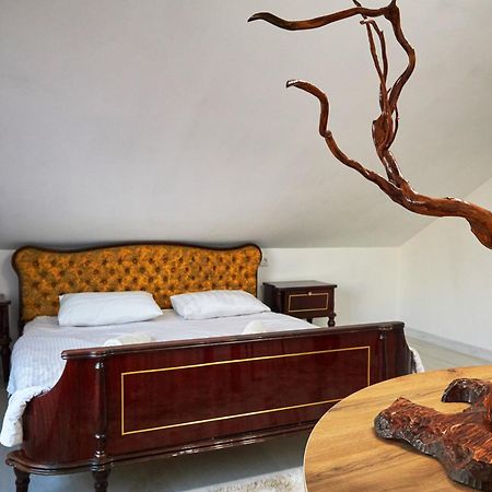 Hotel Sweet Vibe Almaty Exterior foto