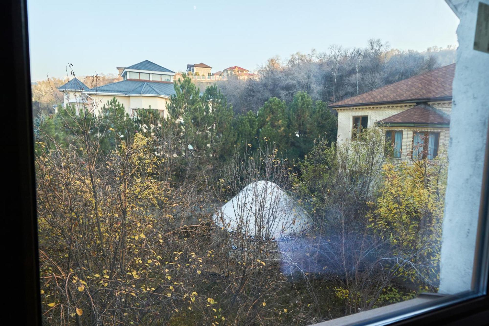 Hotel Sweet Vibe Almaty Exterior foto