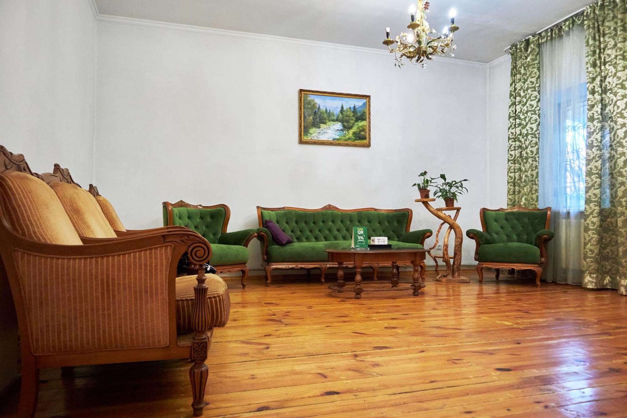 Hotel Sweet Vibe Almaty Exterior foto
