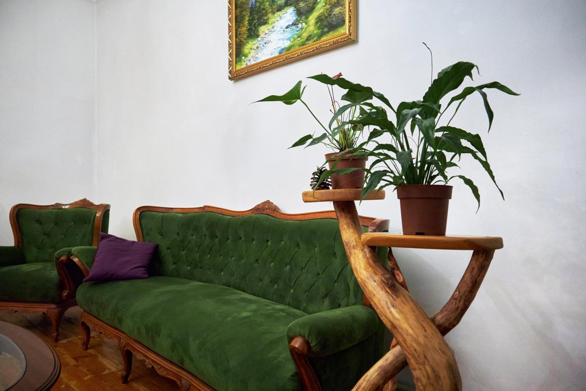 Hotel Sweet Vibe Almaty Exterior foto